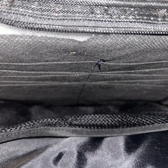 Init Shoulder Bag For iPad Notebook Electronics And Books VGC - Picture 6 of 9